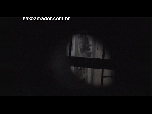 ❤️ Blondie hè videoregistrata in segretu da un voyeur di u quartieru nascostu daretu à i mattoni cavi ❤️❌ Sluts à co.poliglass34.ru ❌️❤